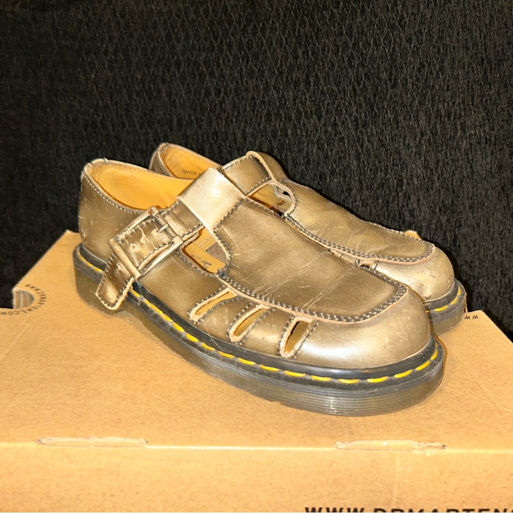 Dr. Marten Women’s shoes!